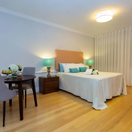 Casa Dos Troviscais Homestay Lousa (Central Portugal)